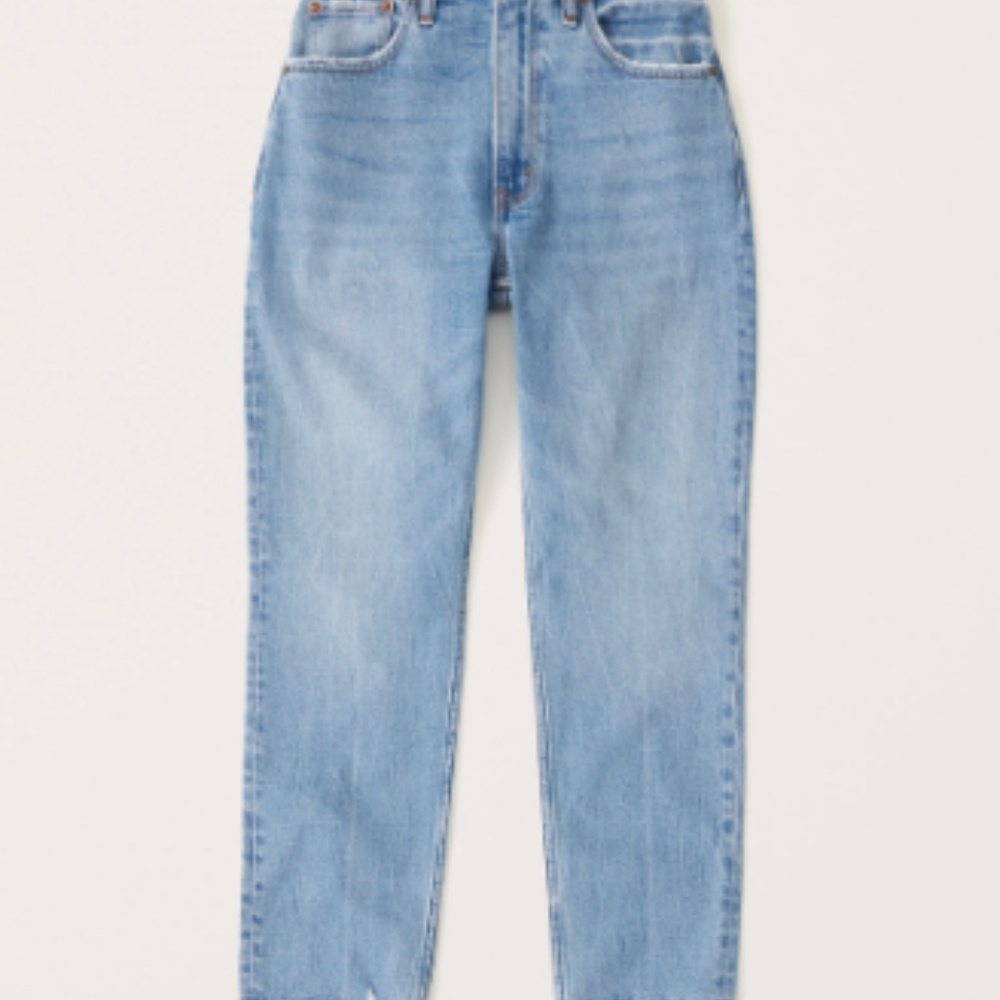 NWT Abercrombie Curve Love Hight Rise Mom Jeans 35 medium wash